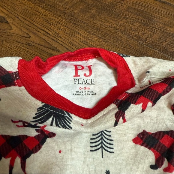 Children’s Place PJ Place Family Christmas Pajamas 0-3 Months - Picture 3 of 3